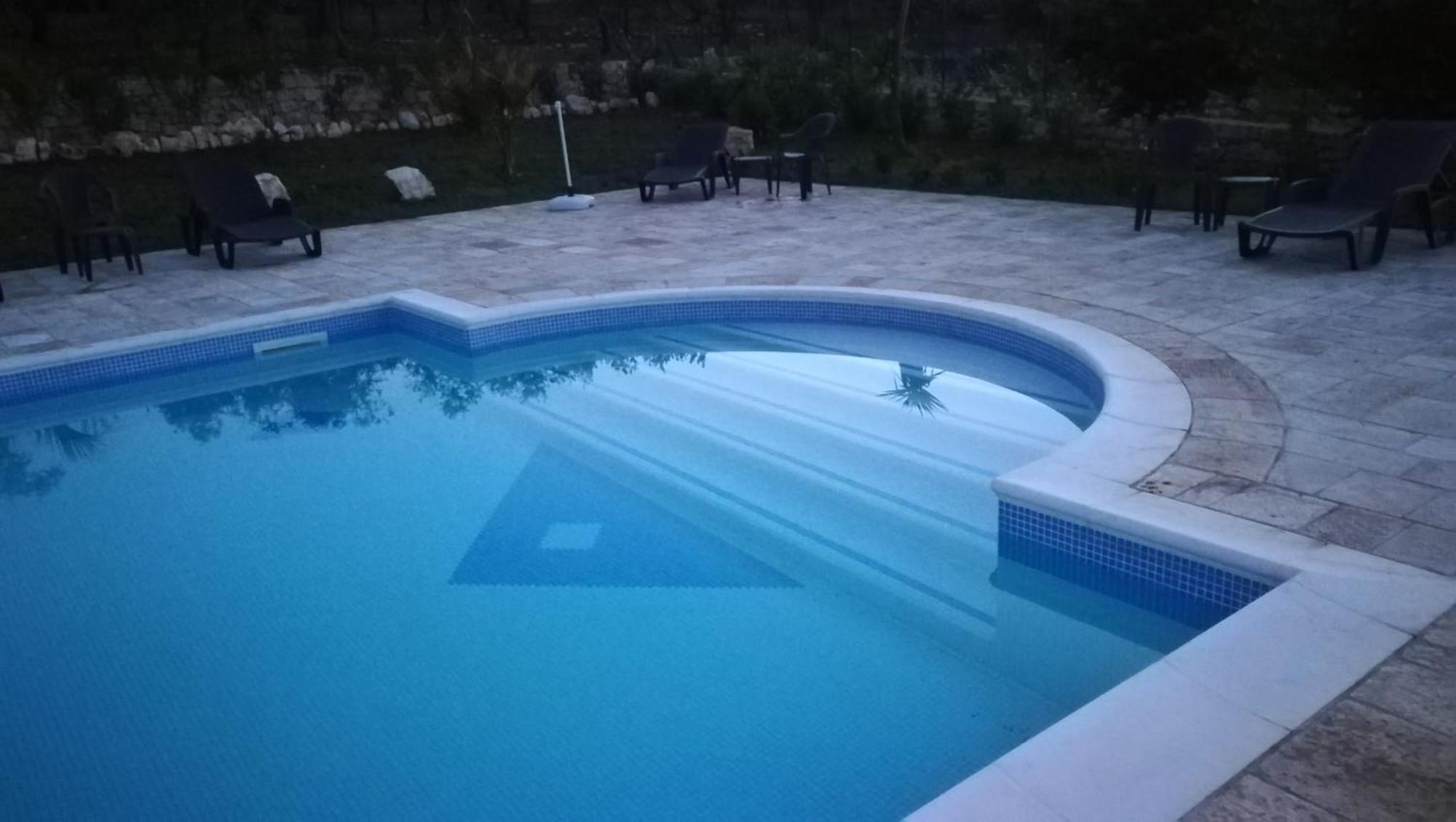Eremo Del Dotto Aparthotel อัลเบโรเบลโล ภายนอก รูปภาพ